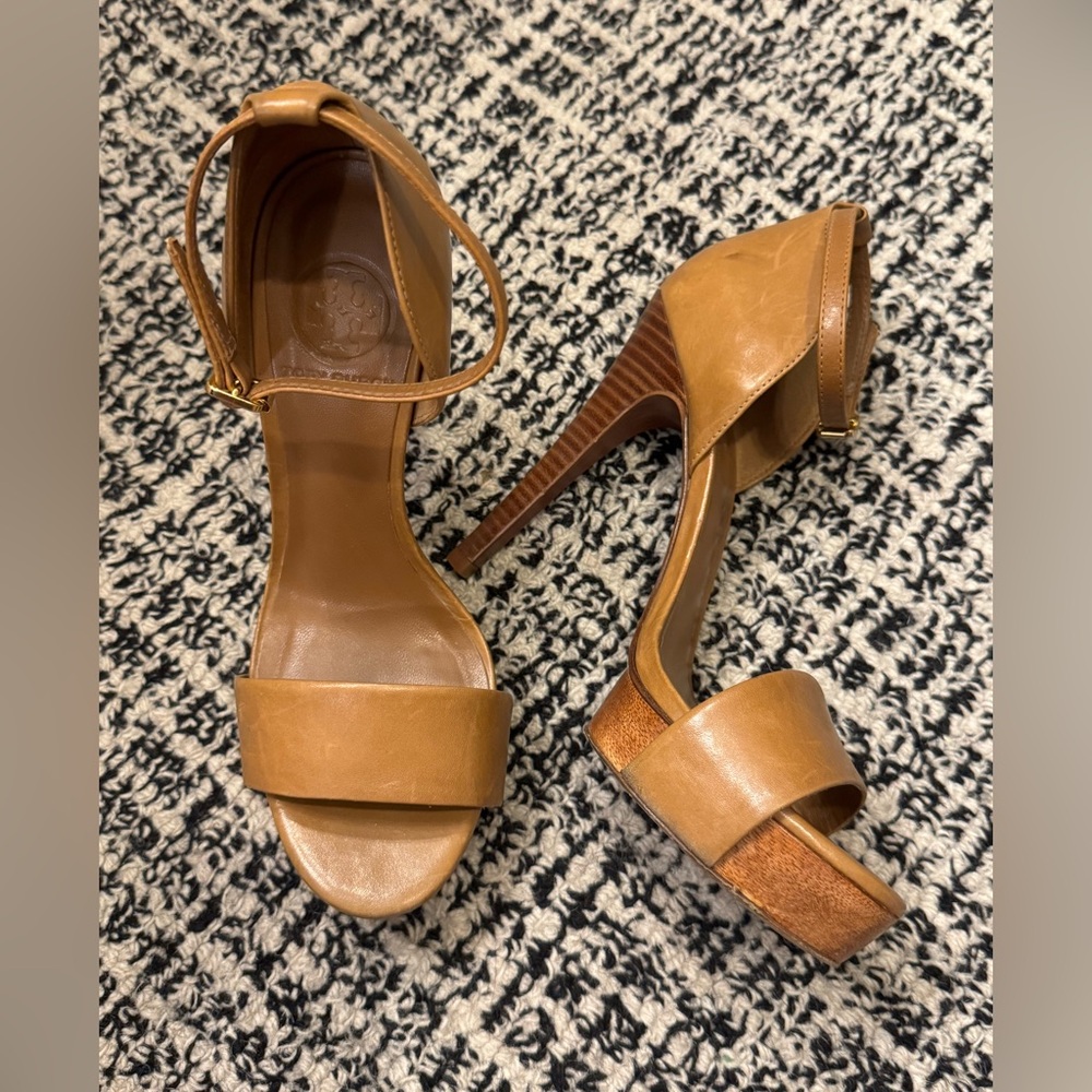 Tory Burch Tan Leather Platform Heels